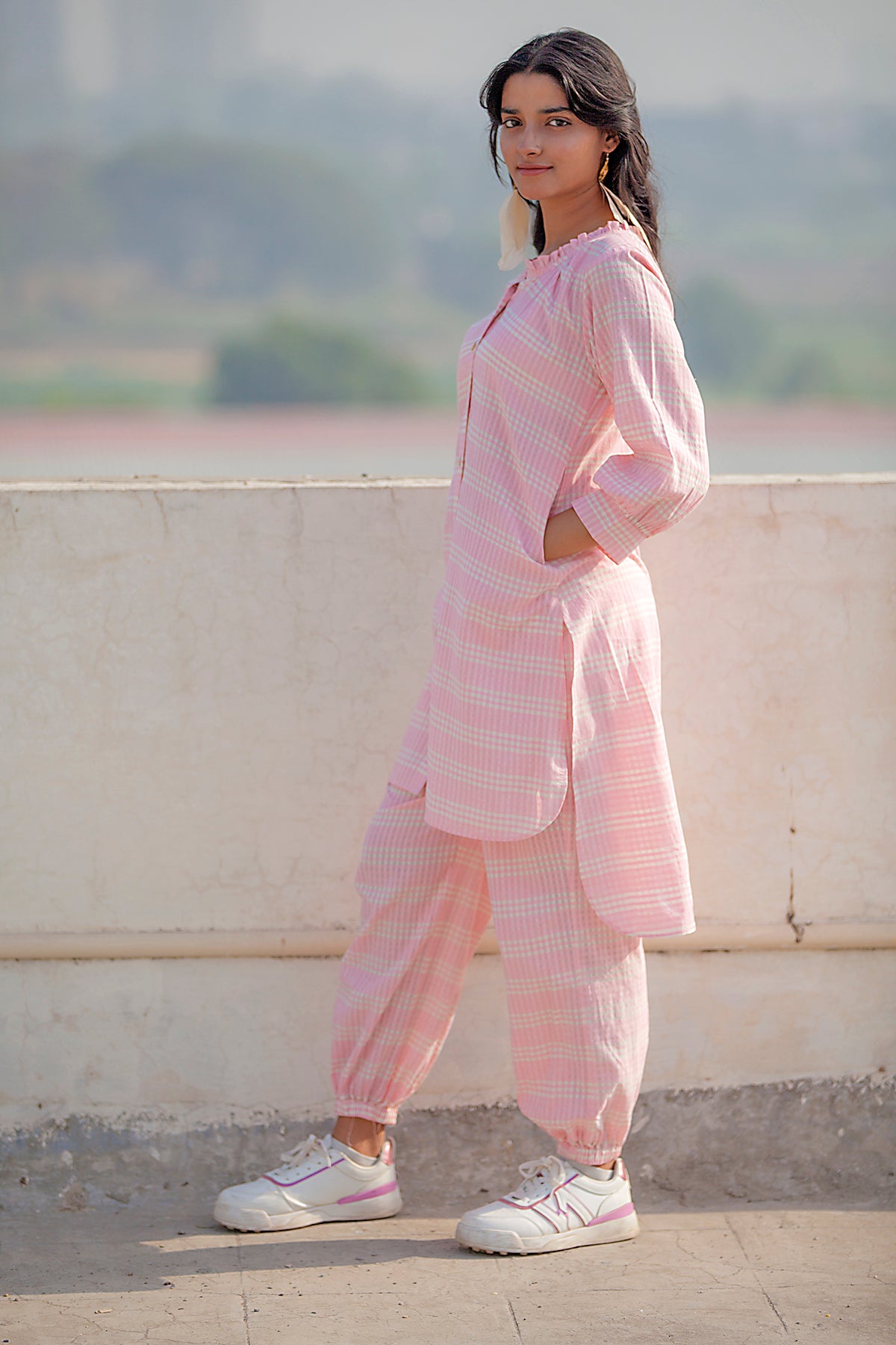 Kora Gulabi | Handwoven Check Co-ord Set